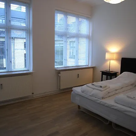 City Center 639 Apartment *
